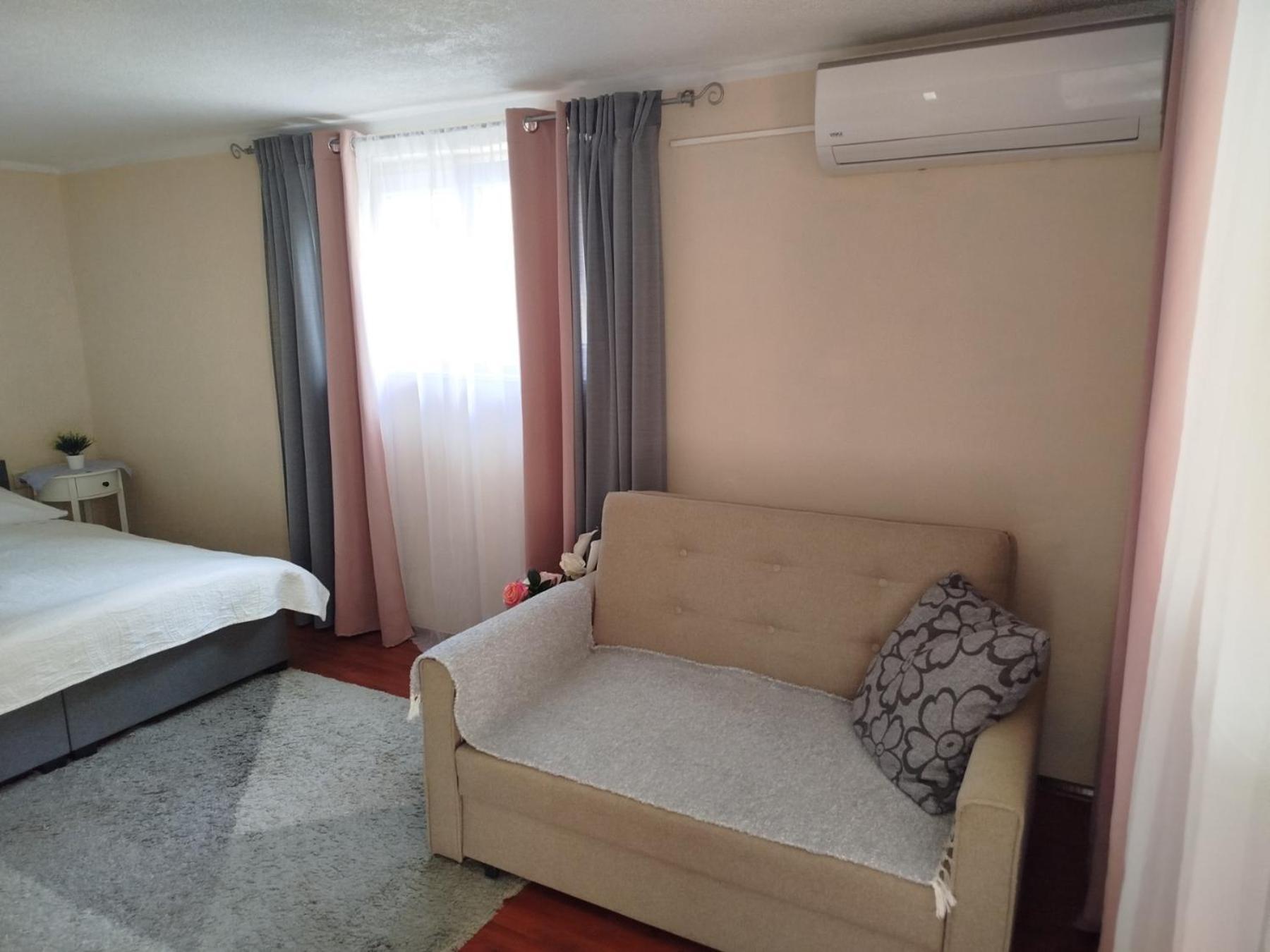 Apartment Tihana *